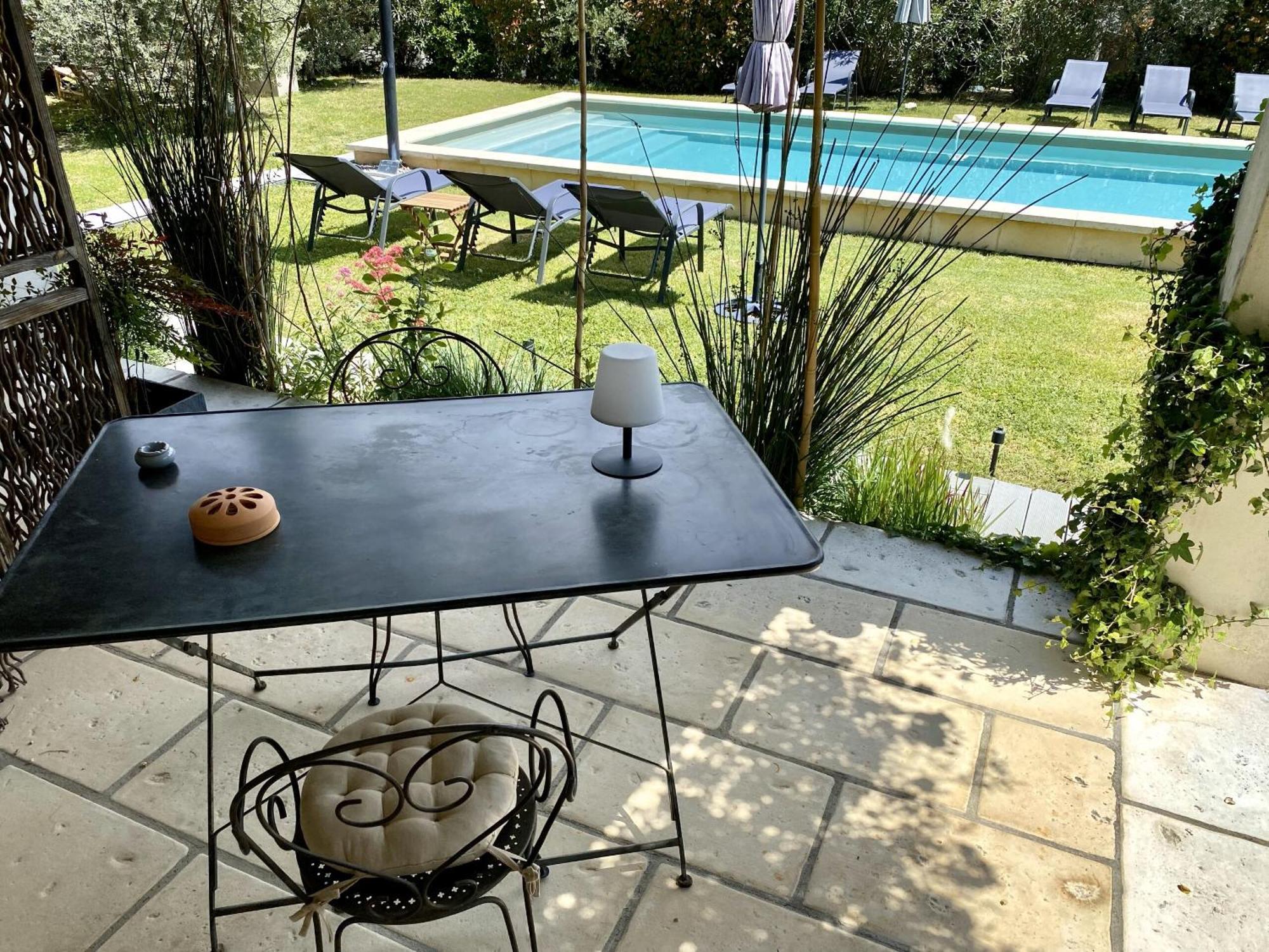 Le Jardin De Lau Βίλα Aubignan Δωμάτιο φωτογραφία