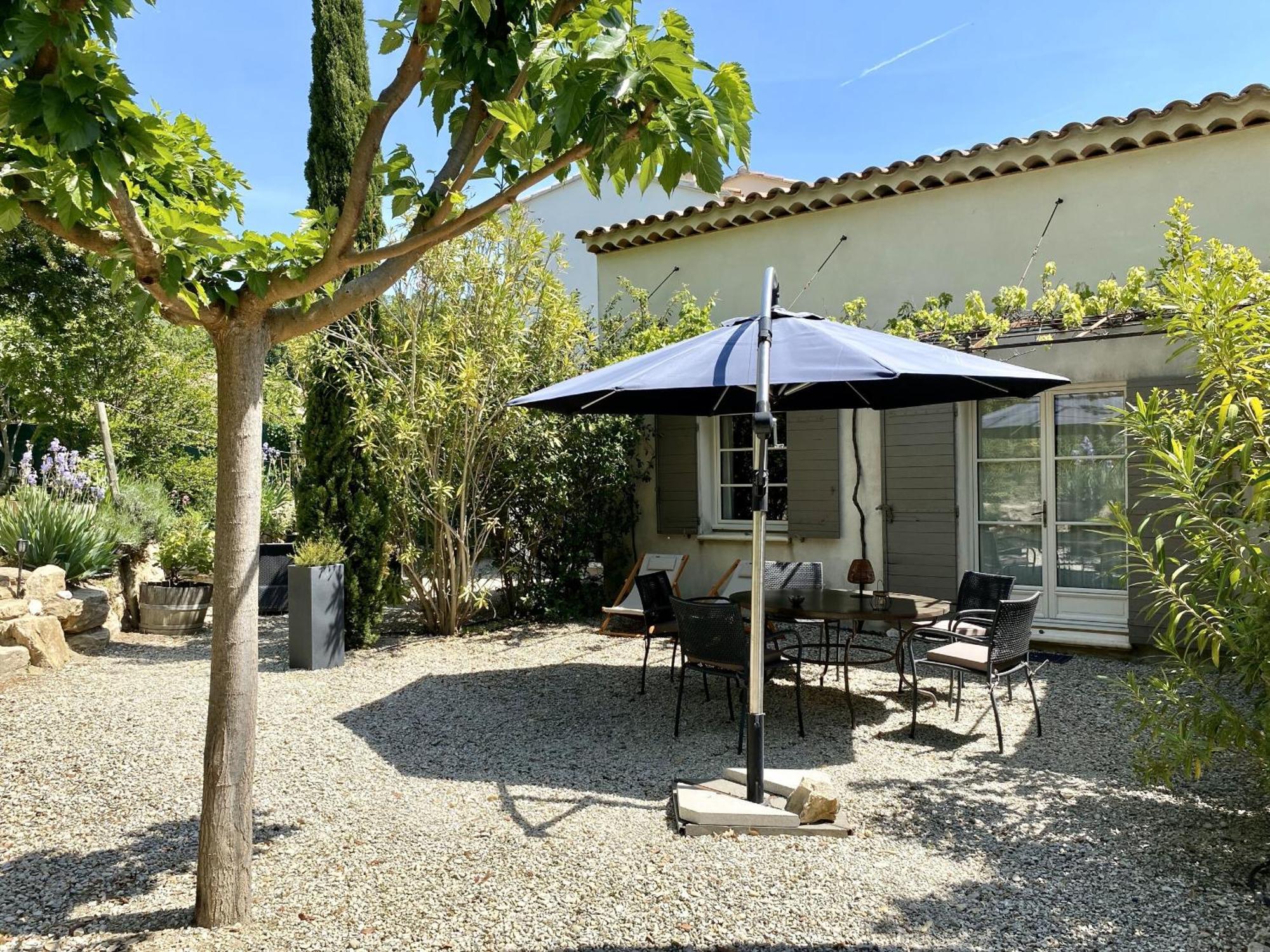 Le Jardin De Lau Βίλα Aubignan Δωμάτιο φωτογραφία